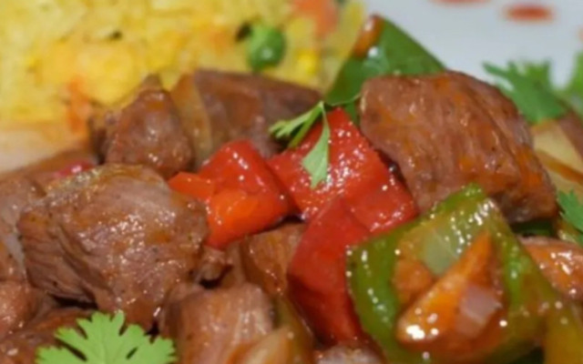 Cô Ba - Cơm Phủ Trứng, Mì Xào & Nui Xào