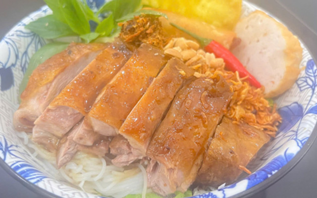 Bún Trộn - Gỏi Vịt Rôti Chín Màu - Tân Kỳ Tân Quý
