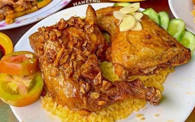 Tài Phú - Cơm Gà Xối Mỡ