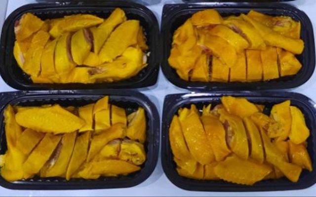 Chân Gà Sốt Thái & Gà Ủ Muối Miu miu