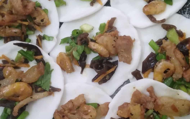 Hoài Thu - Bánh Gai & Bánh Bột Lọc - Đường E