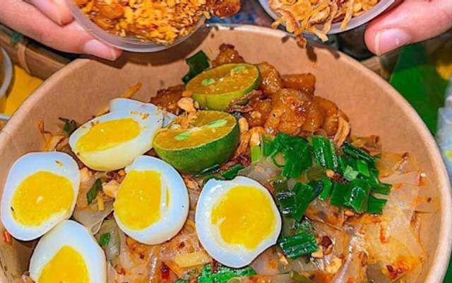 Bánh Tráng Trộn Tóp Mỡ Trứng Lòng Đào No.1 Sài Gòn - Quận 1