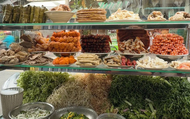 Quán 95 - Bún Mắm & Bún Bò - Bông Sao