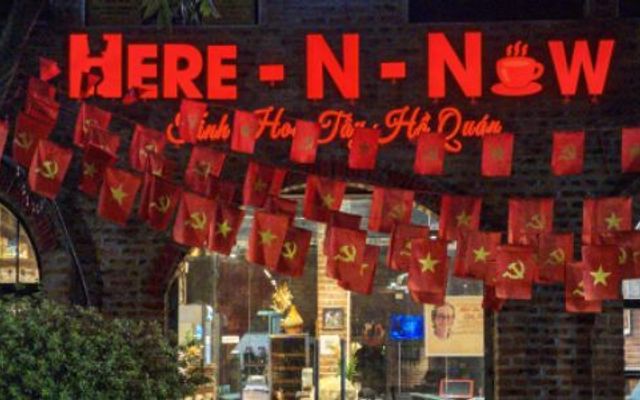 Cà Phê Ngay Và Luôn - Coffee & Sinh Tố - Trịnh Công Sơn