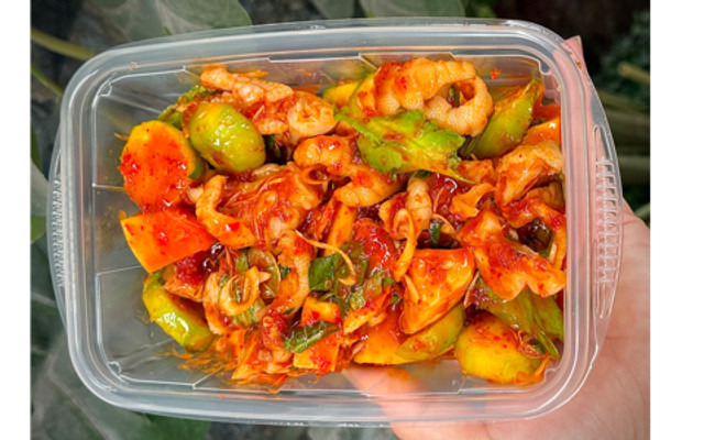 Chân Gà Rút Xương Sốt Thái 194