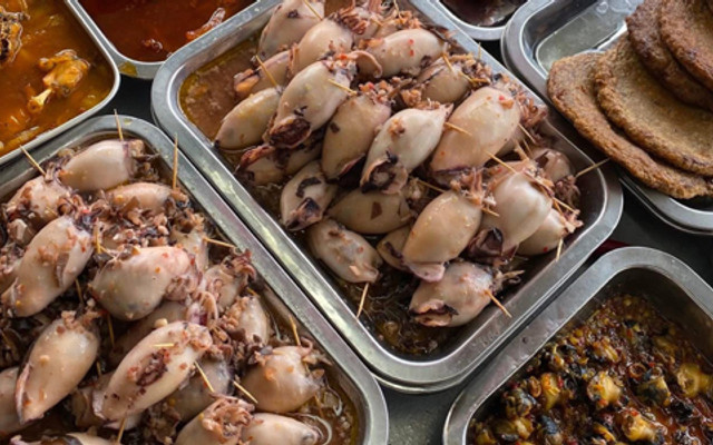 Quán Cơm Hồng - Trần Quý Cáp