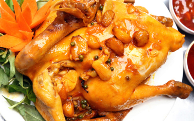 A Phủ - Gà Hấp Nước Tương - Quận 3