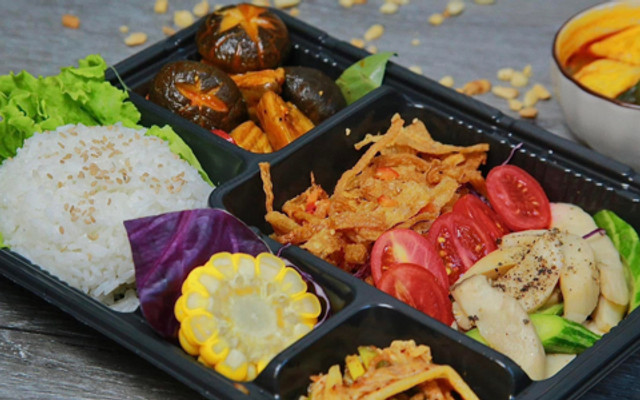 Chay Thuỷ Tiên - Bún Riêu, Bánh Mì & Thực Phẩm Chay