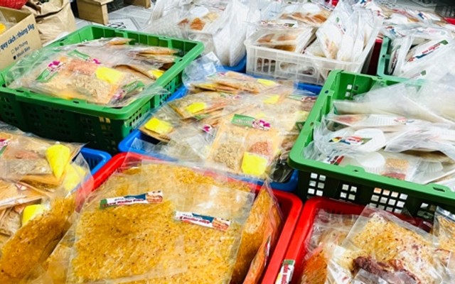 Tiệm Bánh Tráng Sunny - Ngô Đến