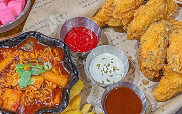 Chicken Talk - Gà Rán Hàn Quốc - 190 Nguyễn Ảnh Thủ