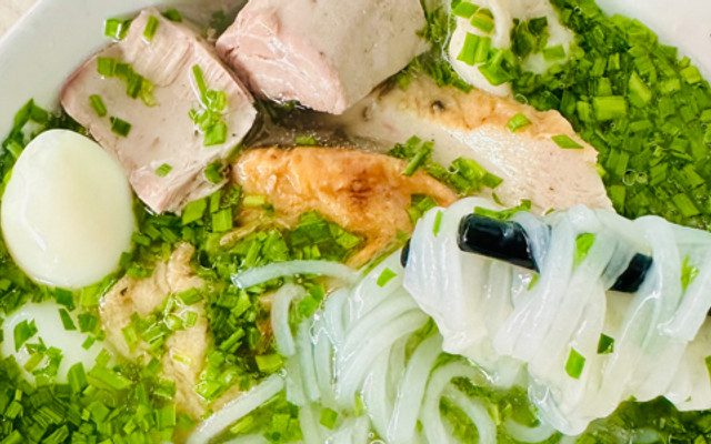 Tiệm Bánh Canh Hẹ Cá Dầm & Bánh Cuốn - 83 Vũ Bảo