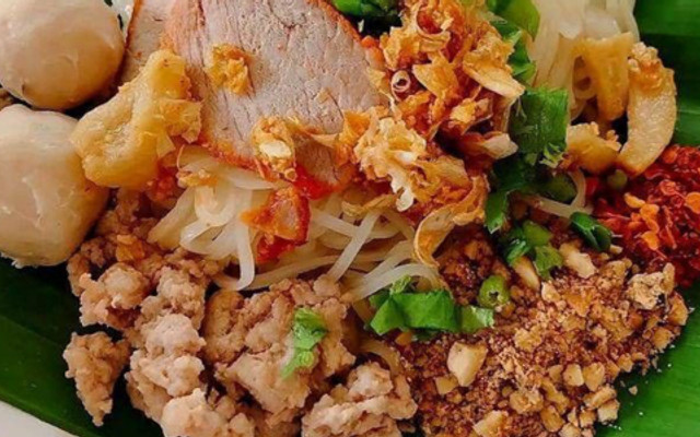 Tiệm Nếp - Xôi Mặn, Bánh Đúc Thịt & Bánh Trôi Tàu