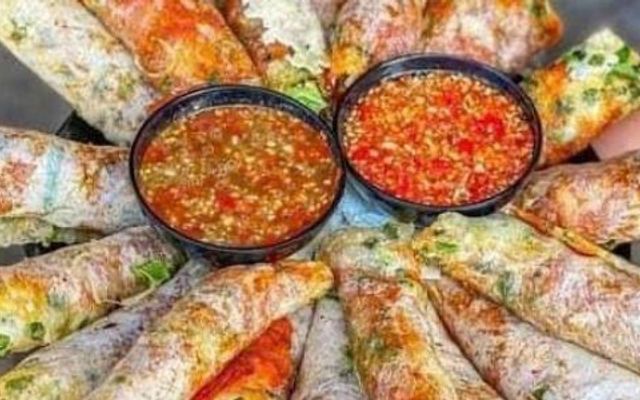 Bánh Ép Huế - 100 Ngô Văn Sở
