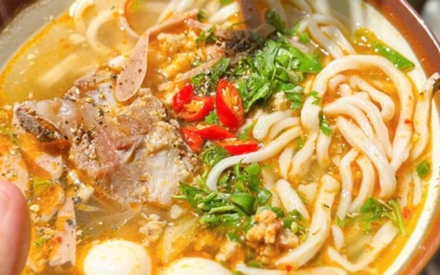 BÁNH CANH BỘT LỌC BÌNH ĐỊNH