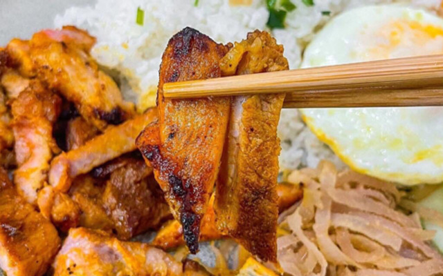 Khoắng Nướng - Cơm Tấm Sườn Nướng & Phở Trâu Chú Cọ