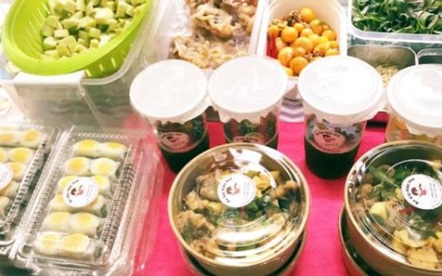 Ăn Vặt Hiền Hòa - Chân Gà Sốt Thái & Bánh Tráng Cuốn - KDC Bình Hưng