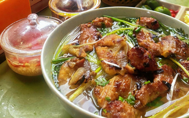 Bún Chả Ba Anh Em - 5 Phạm Huy Thông