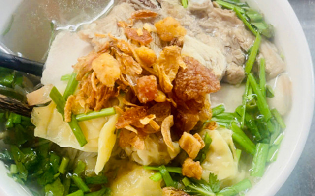 TIỆM HỦ TIẾU, MÌ & HOÀNH THÁNH - 239 Tân Quý