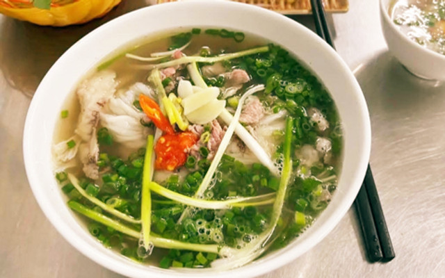 Phở Quân - 45 Nguyễn Thái Học