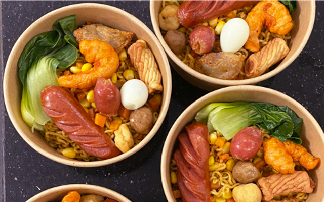 Tiệm Mì Trộn Nhà Bin - 45 Hoà Đình