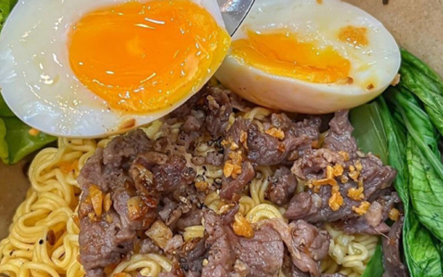 Cô Hai Miền Tây - Mì Xào & Nui Xào