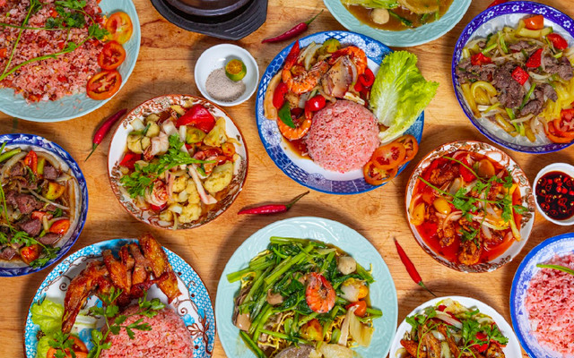 PHONG KÝ 2 - Mì Xào Giòn - 35 Bạch Đằng