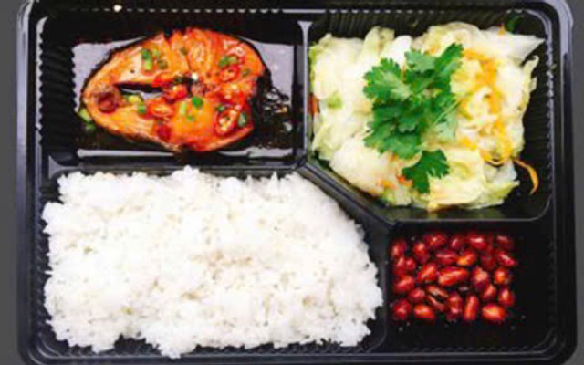 TOM - Cơm Văn Phòng - Nguyễn Ngọc Vũ