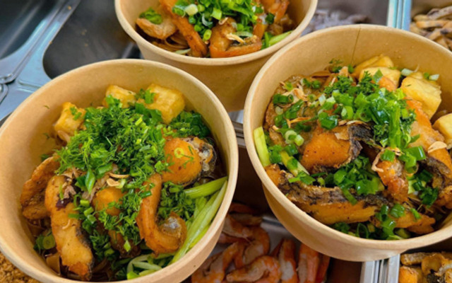 Mê Cuốn Chấm Trộn - Lẩu Ngon Ngon