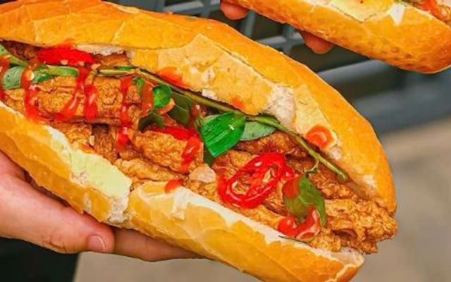Bánh Mì Chả Cá PKN - Hoàng Xuân Nhị