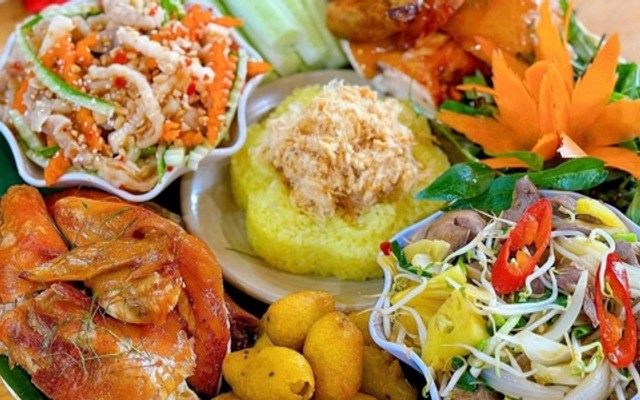 CƠM GÀ 52 - Cơm Gà Quay, Cơm Sườn & Cơm Chiên Giòn - Bàu Hạc 7