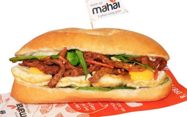 Bánh Mì Chả Cá Má Hải - Dương Vân Nga