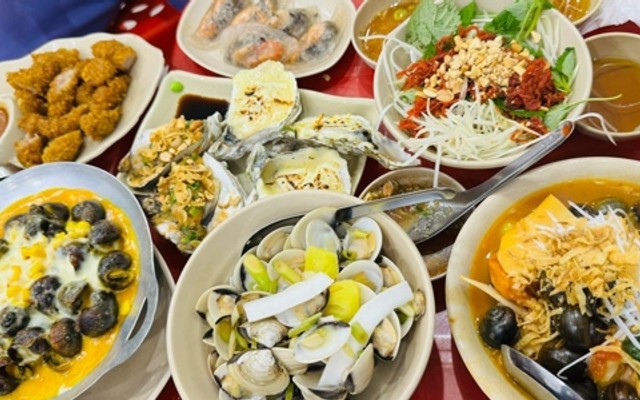 Ốc Ngọc Loan - Ốc, Cháo & Đồ Ăn Vặt