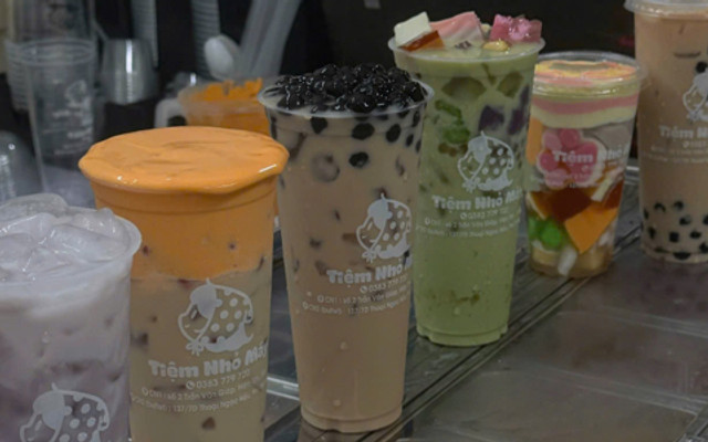 Tiệm Nhỏ Mây - Trần Văn Giáp
