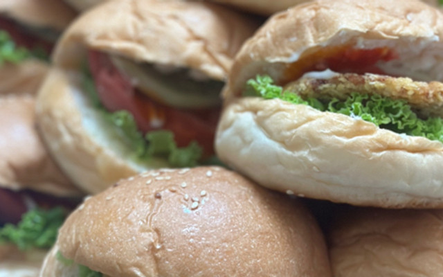 Bun’s Burger - Bánh Mì Burger - Mẹ Nhu