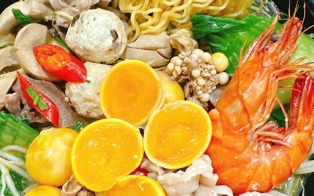 Bà Tuyết - Bún Thái Hải Sản & Mì Chua Cay - Lương Định Của