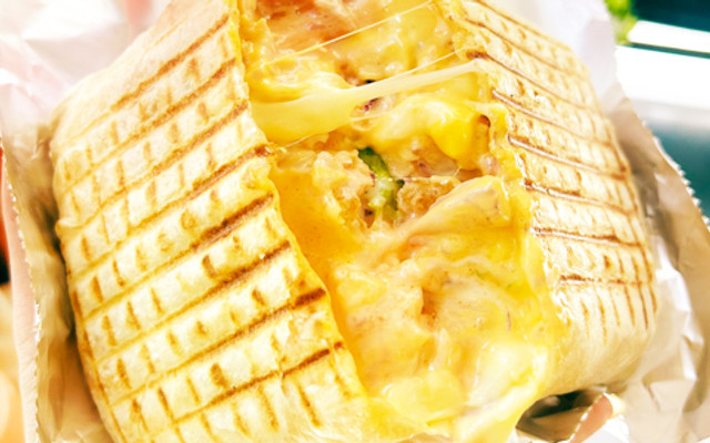 Cầu Vồng - Tacos & Kebab