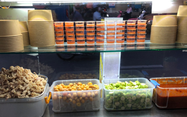 Chân Gà Sốt Thái Bé Hai - Nguyễn Văn Nghi