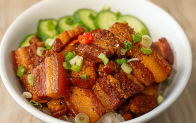 Hướng Dương Quán - CMT8