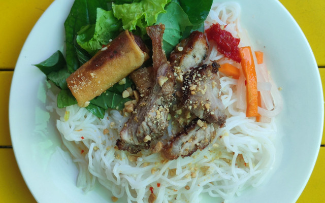 CƠM GÀ & LẨU CÁ - LIÊN HUY FOOD