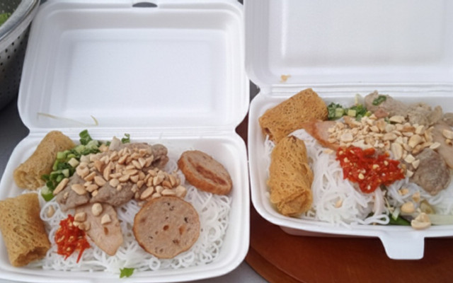 Bún Thịt Nướng - Trần Tuấn Khải