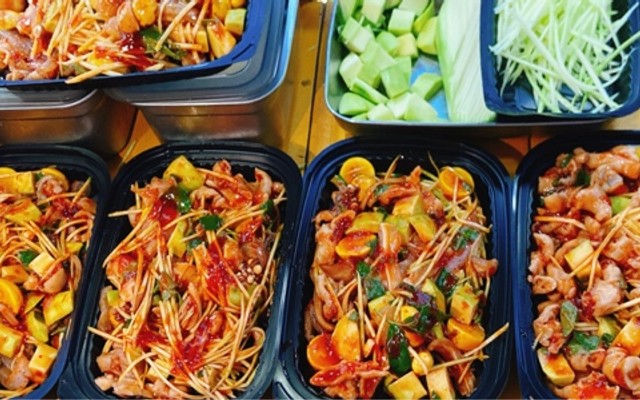 Tiệm Chân Gà Hải Yến - Dương Quang Đông