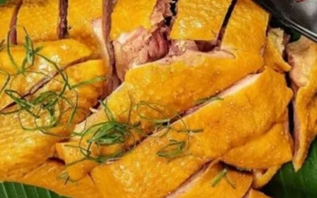 Thanh Thanh - Mì Trộn & Gà Ủ Muối - Trần Bình