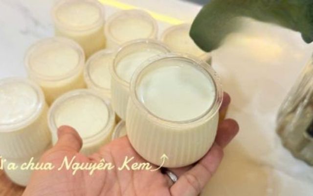 Nhím Sóc Ăn Vặt - Chân Gà Sả Tắc, Sữa Chua Dẻo & Bánh Flan