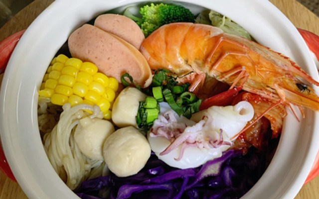 MƠ - Matcha Latte, Mì Cay & Mì Trộn