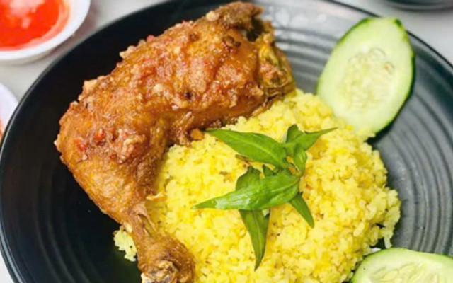 Cơm Gà Anh Dũng - 285 Quán Nam