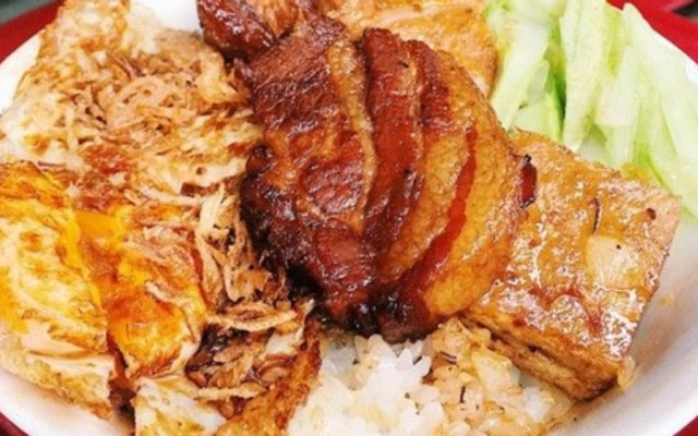 Chân Gà Sốt Thái - 329 Cầu Giấy