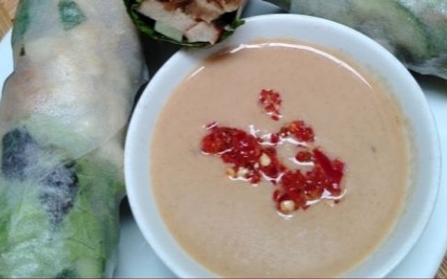 BÚN KHÔ CHAY CÔ TƯ