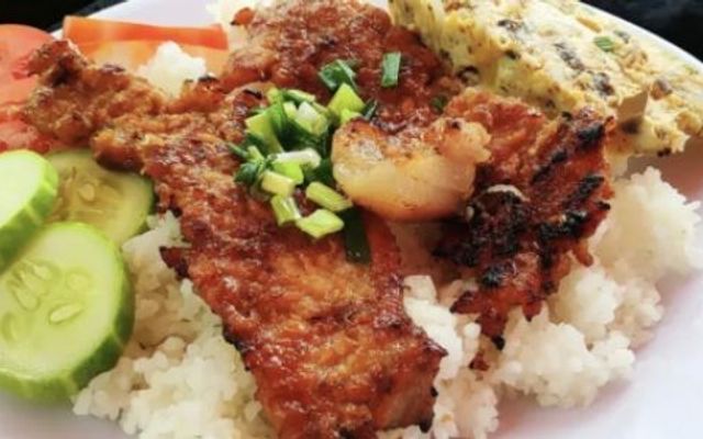 Tiệm Ăn Bé Bơ - Nguyễn Chế Nghĩa