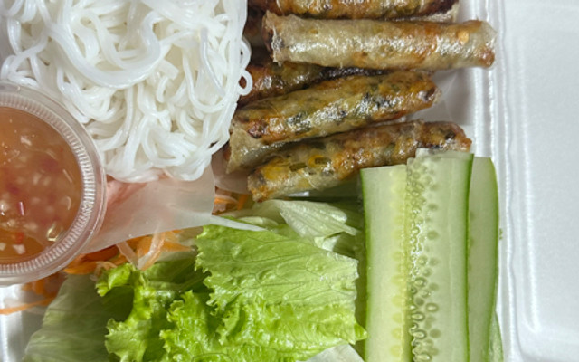 Bếp Nhà Minh - Bánh Xèo, Ram Bắp Quảng Ngãi & Bún Mắm