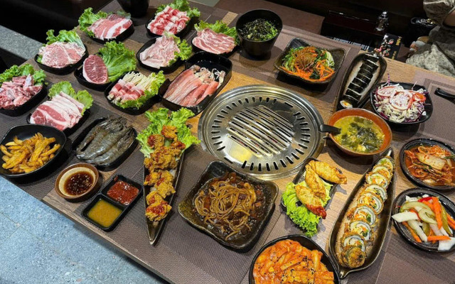 Nhà Hàng Ý Tường - Nướng, Lẩu & BBQ - Đông A